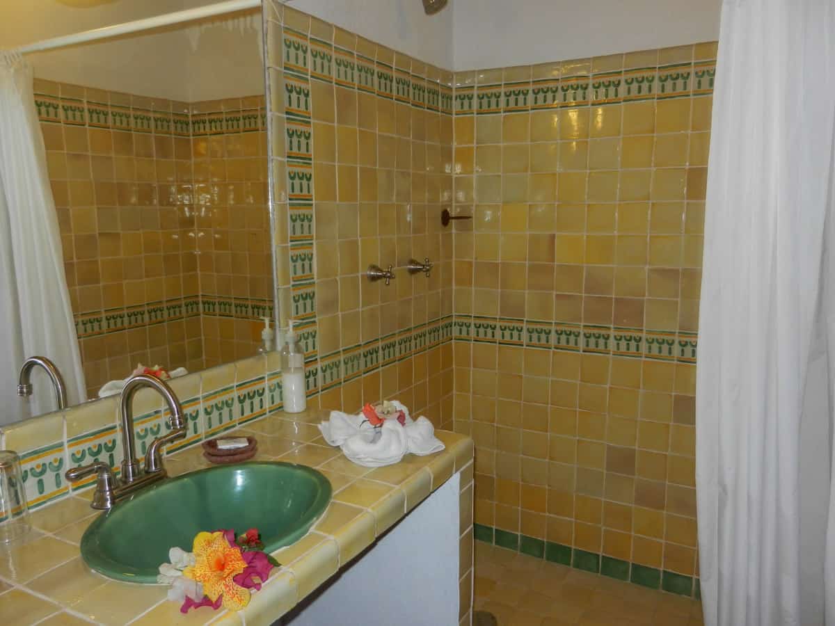 Hotel en Pátzcuaro Iyari ducha baño