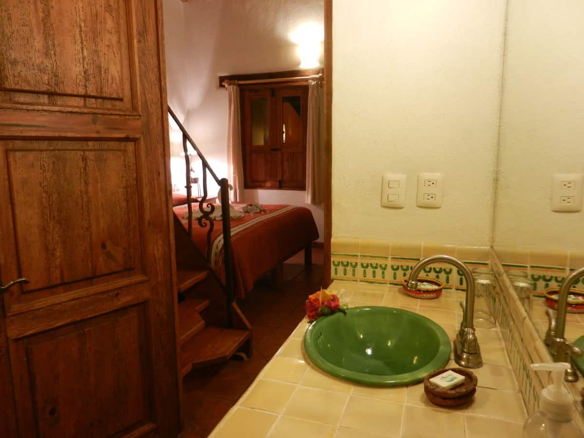 Hotel en Pátzcuaro Iyari lavabo baño